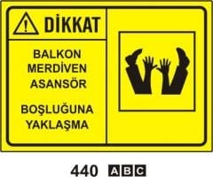 Balkon Merdiven Asansör Boşluğuna Yaklaşma