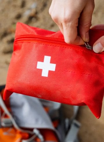 İLK YARDIM <br> EKİPMANLARI